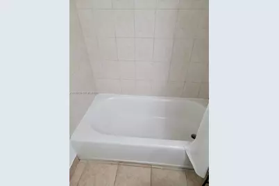 2660 NE 8th Ave #107, Wilton Manors, FL 33334 - Photo 11