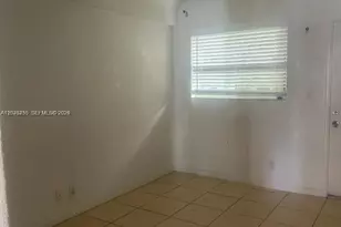 2660 NE 8th Ave, Wilton Manors, FL 33334 - Photo 9