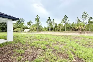 911 Cleveland Ave, Lehigh Acres, FL 33972 - Photo 51