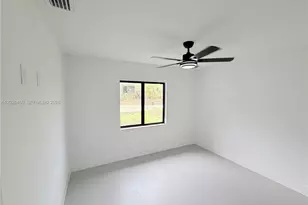 911 Cleveland Ave, Lehigh Acres, FL 33972 - Photo 45