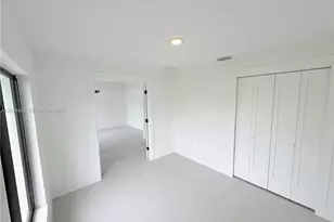 911 Cleveland Ave, Lehigh Acres, FL 33972 - Photo 15