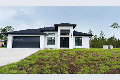 911 Cleveland Ave, Lehigh Acres, FL 33972 - Photo 1