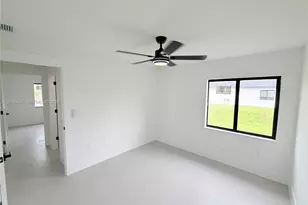 911 Cleveland Ave, Lehigh Acres, FL 33972 - Photo 47
