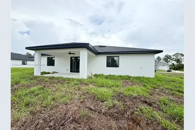 911 Cleveland Ave, Lehigh Acres, FL 33972 - Photo 53