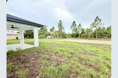 911 Cleveland Ave, Lehigh Acres, FL 33972 - Photo 55