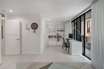 10659 NE Quaybridge Ct #C5, Miami, FL 33138 - Photo 5