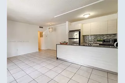2430 NE 135th St #101, North Miami, FL 33181 - Photo 5