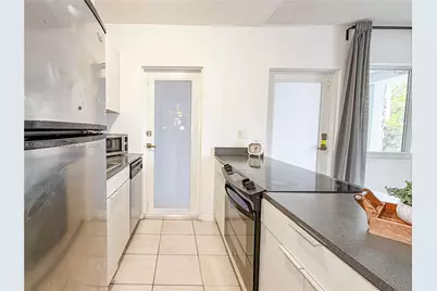 2430 NE 135th St #101, North Miami, FL 33181 - Photo 9