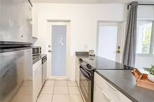 2430 NE 135th St, North Miami, FL 33181 - Photo 9
