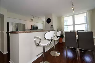 1155 Brickell Bay Dr, Miami, FL 33131 - Photo 9