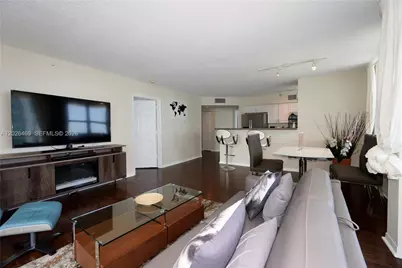 1155 Brickell Bay Dr #3301, Miami, FL 33131 - Photo 7