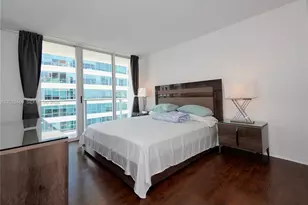 1155 Brickell Bay Dr, Miami, FL 33131 - Photo 3