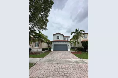 3761 NE 10th St, Homestead, FL 33033 - Photo 3