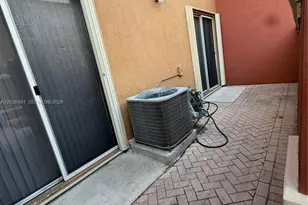 6202 NW 115th Pl, Doral, FL 33178 - Photo 7
