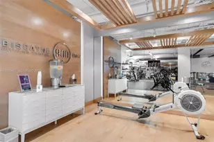900 Biscayne Blvd, Miami, FL 33132 - Photo 23