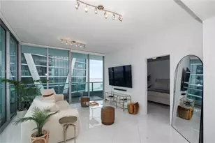 900 Biscayne Blvd, Miami, FL 33132 - Photo 3