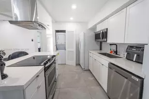 711 85th St, Miami Beach, FL 33141 - Photo 15