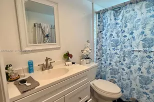 5985 Del Lago Cir, Sunrise, FL 33313 - Photo 9