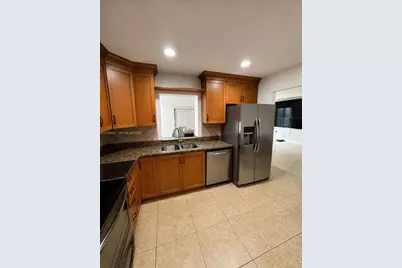 8303 SW 20th St, North Lauderdale, FL 33068 - Photo 5