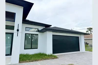 705 Colyer St E, Lehigh Acres, FL 33974 - Photo 11