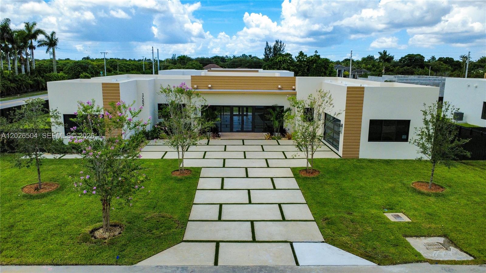 17277 SW 288th St - 17277 SW 288th St, Homestead, FL 33030 Luxury Property | Jose Angel Pina
