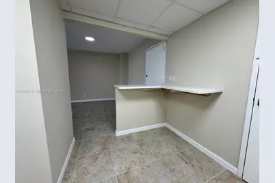 401 Golden Isles Dr #614, Hallandale Beach, FL 33009 - Photo 15