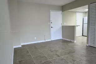 401 Golden Isles Dr, Hallandale Beach, FL 33009 - Photo 25
