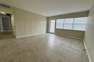 401 Golden Isles Dr, Hallandale Beach, FL 33009 - Photo 21
