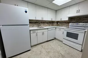 401 Golden Isles Dr, Hallandale Beach, FL 33009 - Photo 15
