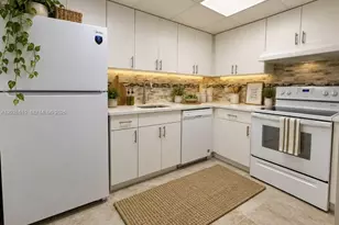 401 Golden Isles Dr, Hallandale Beach, FL 33009 - Photo 11