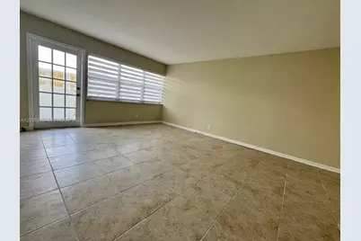 401 Golden Isles Dr #614, Hallandale Beach, FL 33009 - Photo 19