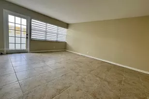 401 Golden Isles Dr, Hallandale Beach, FL 33009 - Photo 19