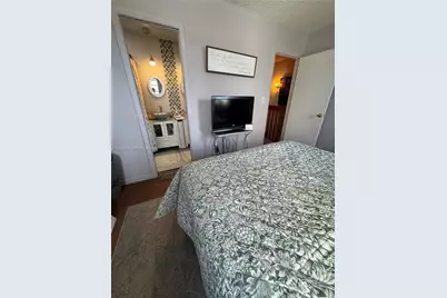 10428 NW 3rd St, Pembroke Pines, FL 33026 - Photo 19