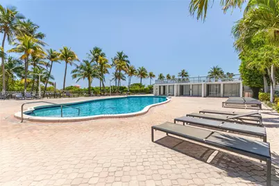2655 Collins Ave #2308, Miami Beach, FL 33140 - Photo 29