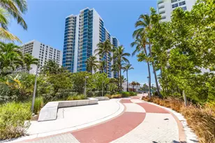 2655 Collins Ave, Miami Beach, FL 33140 - Photo 41