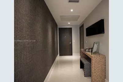 17111 Biscayne Blvd #1109, North Miami Beach, FL 33160 - Photo 3