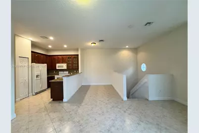 5819 Hampton Hills Blvd, Tamarac, FL 33321 - Photo 5
