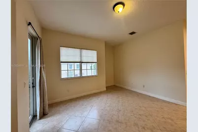 5819 Hampton Hills Blvd, Tamarac, FL 33321 - Photo 17