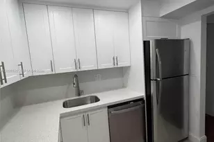 10415 N Kendall Dr, Miami, FL 33176 - Photo 3