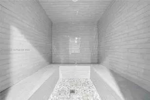 10 SW South River Dr, Miami, FL 33130 - Photo 35