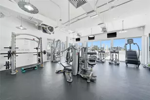 10 SW South River Dr, Miami, FL 33130 - Photo 31