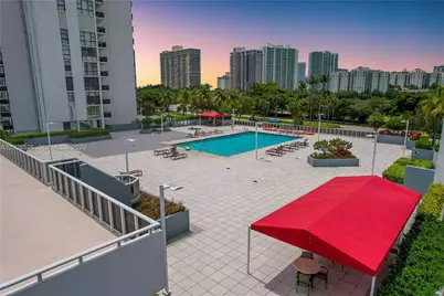 3625 N Country Club Dr #2610, Aventura, FL 33180 - Photo 35