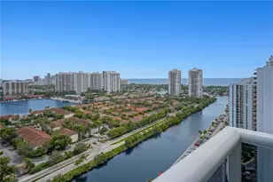 3625 N Country Club Dr, Aventura, FL 33180 - Photo 21