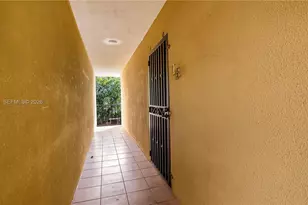 4390 W 12th Ln, Hialeah, FL 33012 - Photo 19