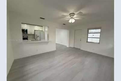 7311 NW 57th Dr, Tamarac, FL 33321 - Photo 21