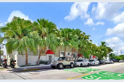 836 10th St #7, Miami Beach, FL 33139 - Photo 17