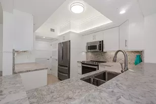 3020 NE 32nd Ave, Fort Lauderdale, FL 33308 - Photo 5
