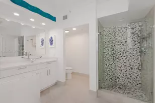 3020 NE 32nd Ave, Fort Lauderdale, FL 33308 - Photo 17