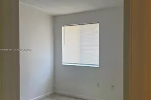 2910 SE 15th Rd, Homestead, FL 33035 - Photo 9