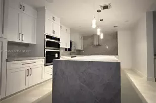 14407 SW 158th path, Miami, FL 33196 - Photo 13
